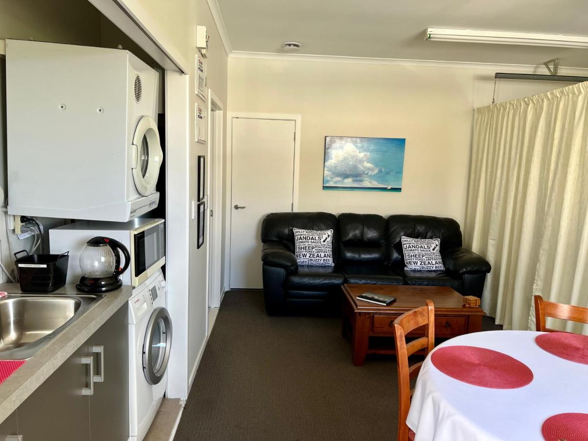 Bed and Breakfast Jennie'S In Whitianga Zewnętrze zdjęcie